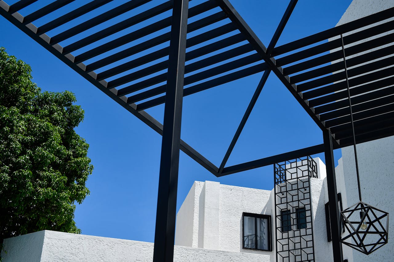 Pergola métallique moderne